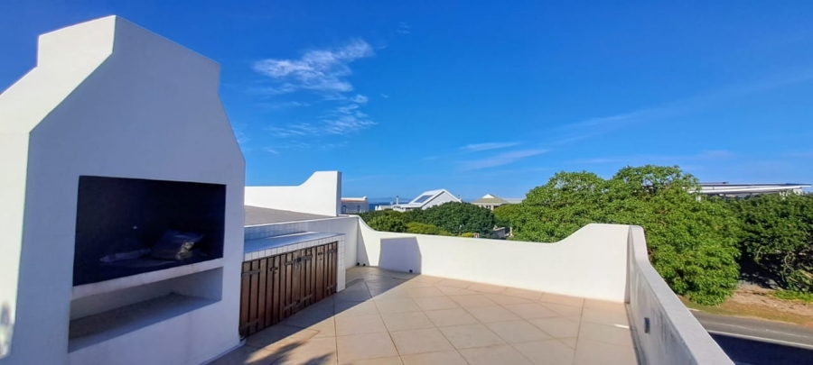 4 Bedroom Property for Sale in Vermont Western Cape